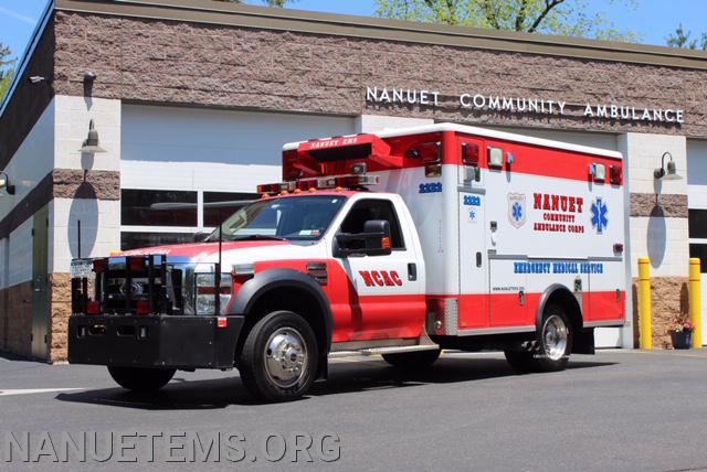22B2 &ndash; 2010 Ford F 450 Type 1 Horton Ambulance